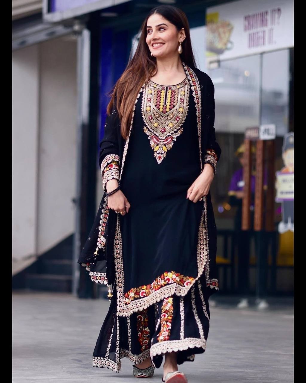 HEAVY GEORGETTE KURTI  WITH PLAZZO