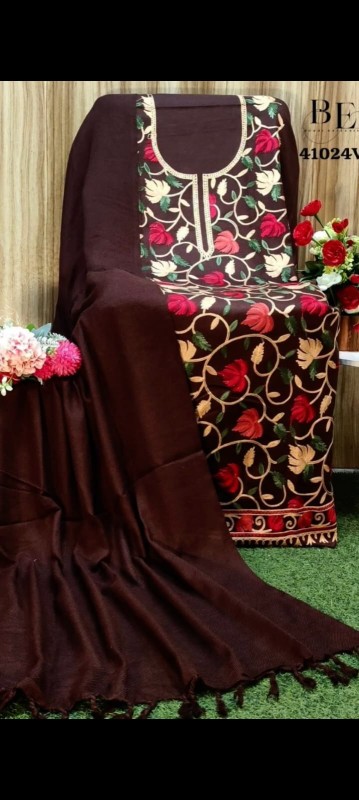 Woolen Fabric Suit With Shawal